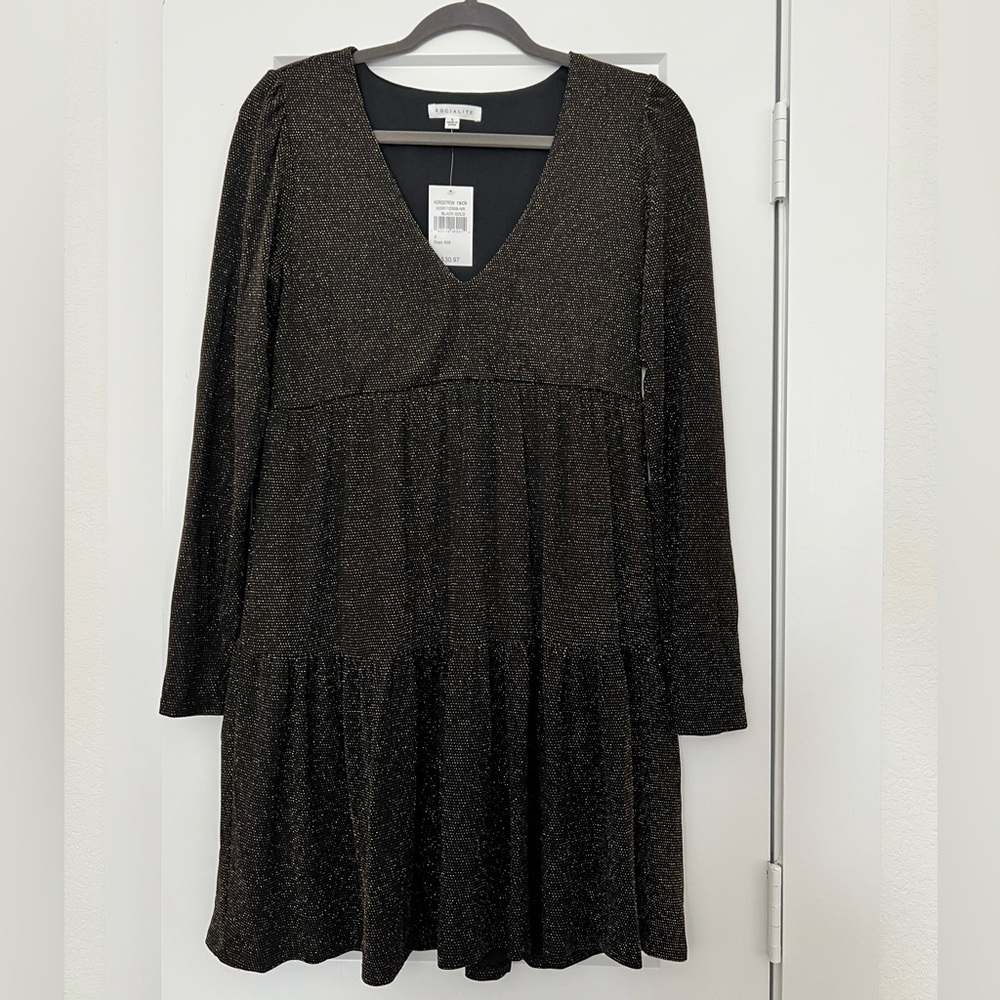Black and Gold V-Neck Long Sleeve Babydoll Dress